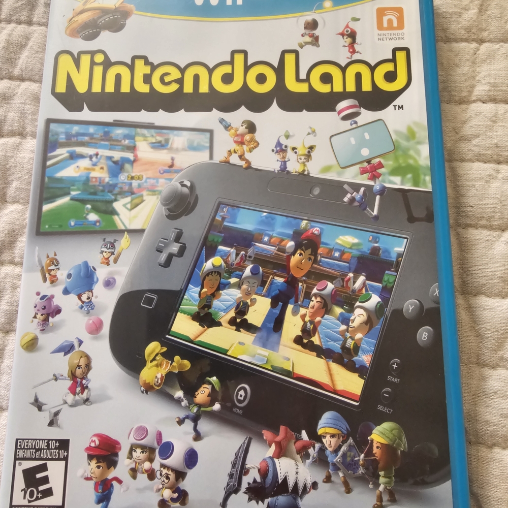 Nintendo Land for Wii U - Vibrant Blue Case